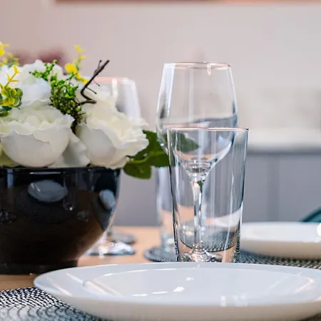 Perfect Near Sea Garden فارنا