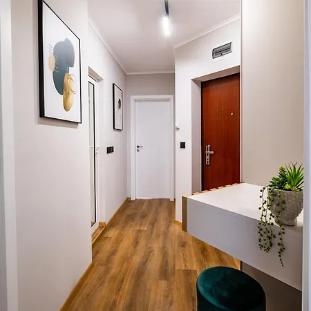 Perfect Near Sea Garden Апартамент Варна