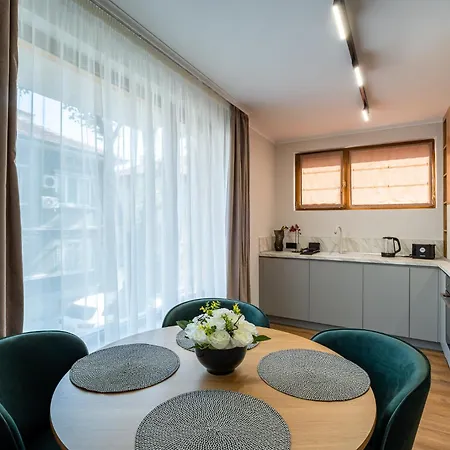 Апартамент Perfect Near Sea Garden *