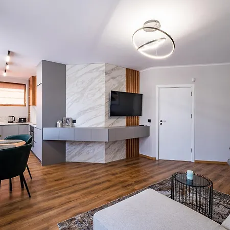 Perfect Near Sea Garden Апартамент Варна