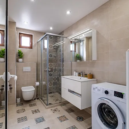 Апартамент Perfect Near Sea Garden *