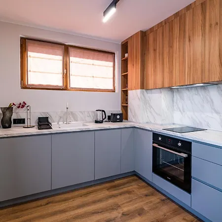 Апартамент Perfect Near Sea Garden